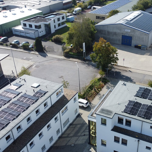 Photovoltaik auf verschiedenen Dachflächen